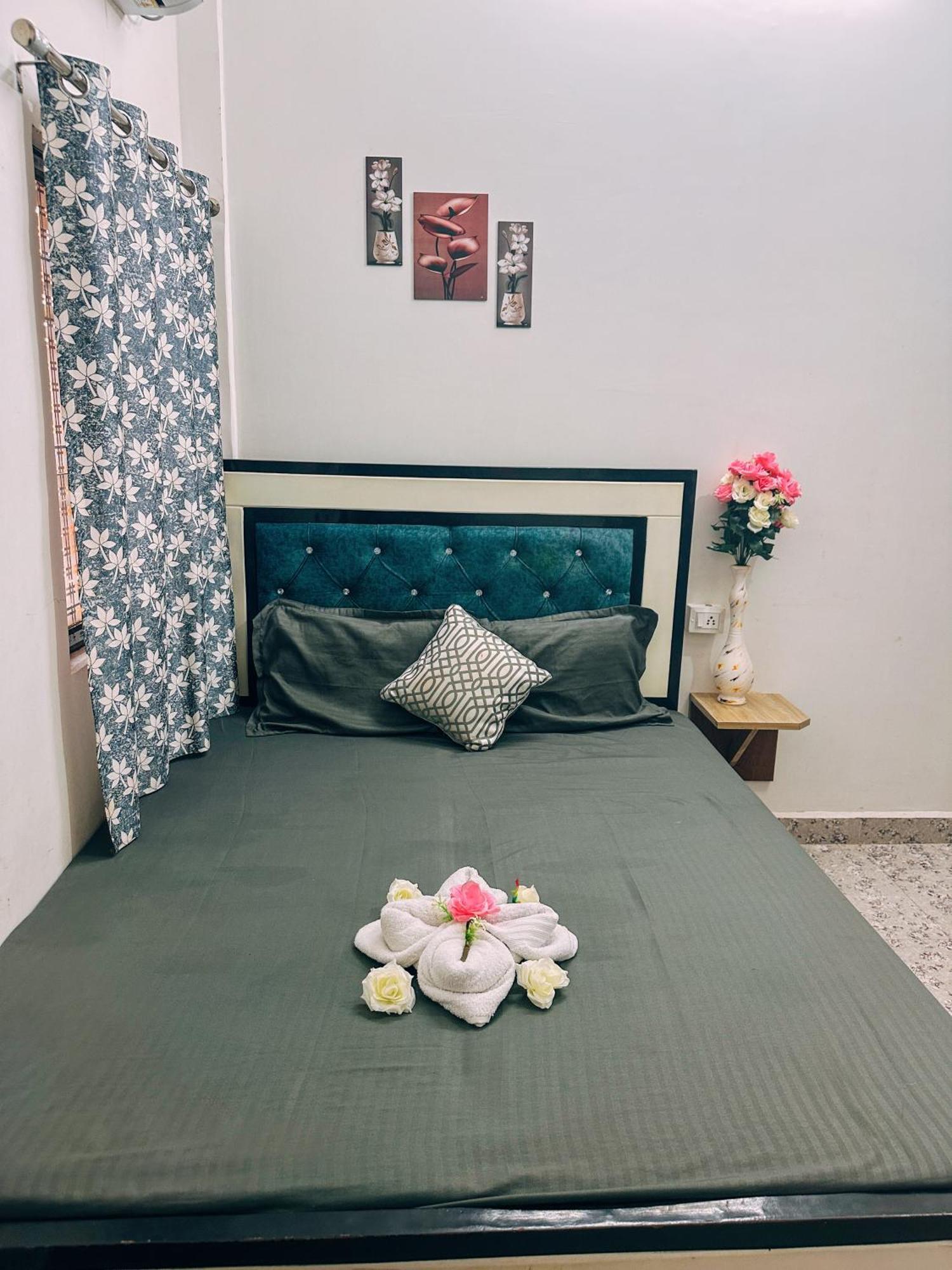 Shree K.B Guest House Варанасі Екстер'єр фото