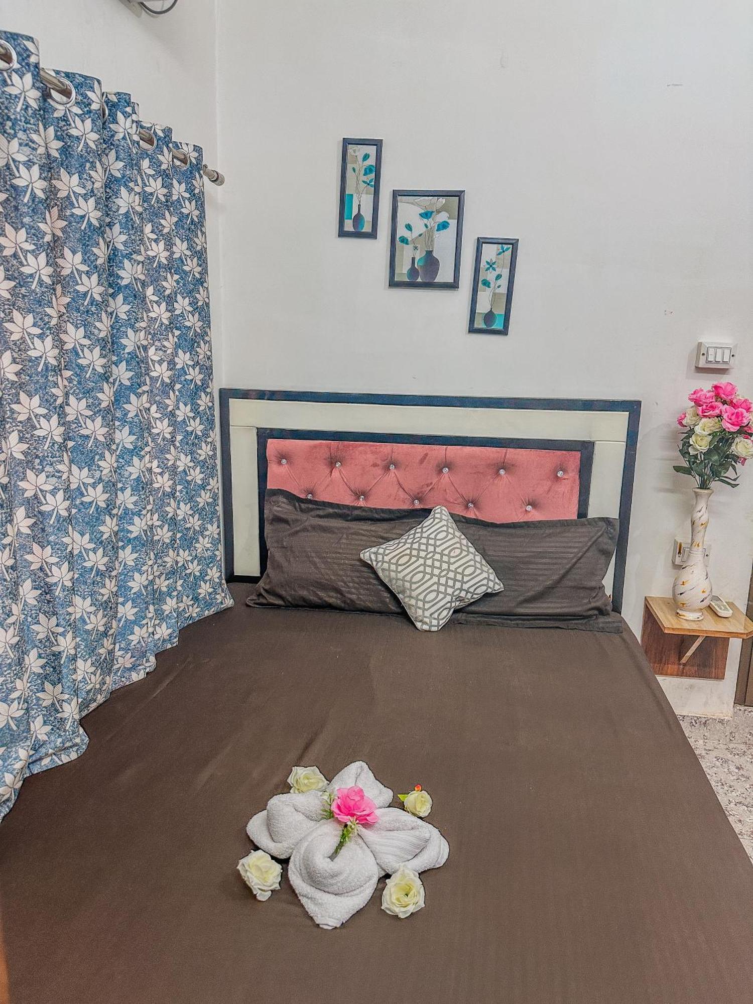 Shree K.B Guest House Варанасі Екстер'єр фото